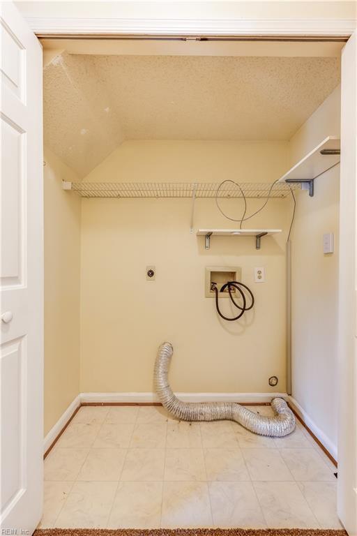 Washer & Dryer - 618 Nottaway Dr