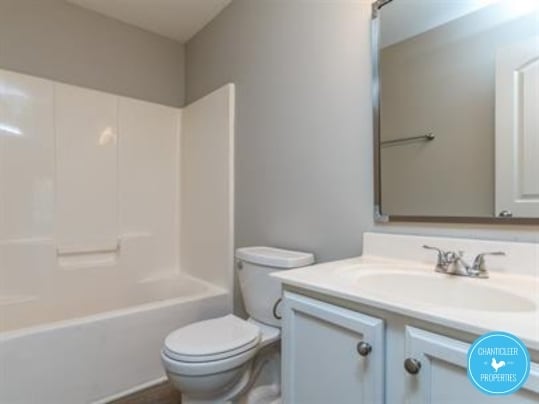 Building Photo - 1404 Ikes Pond Ln