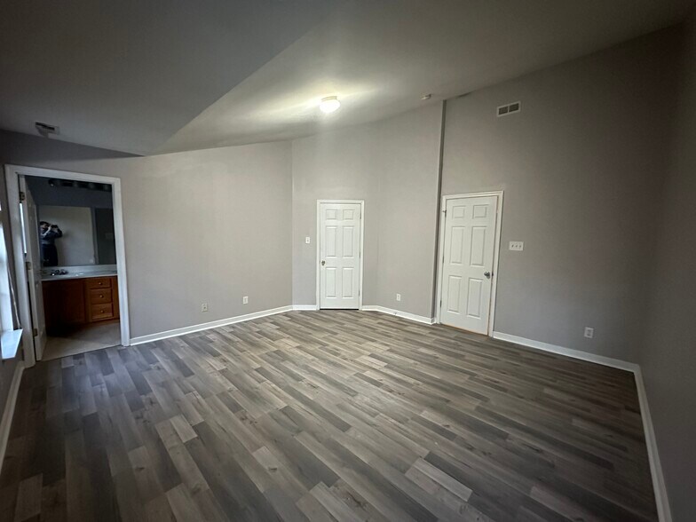 Building Photo - 11477 Abbots Cross Ln