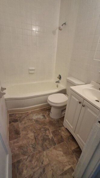 Building Photo - 3787 Spencer Cir