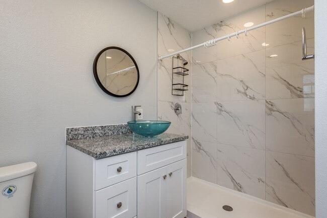 Building Photo - 120th Street