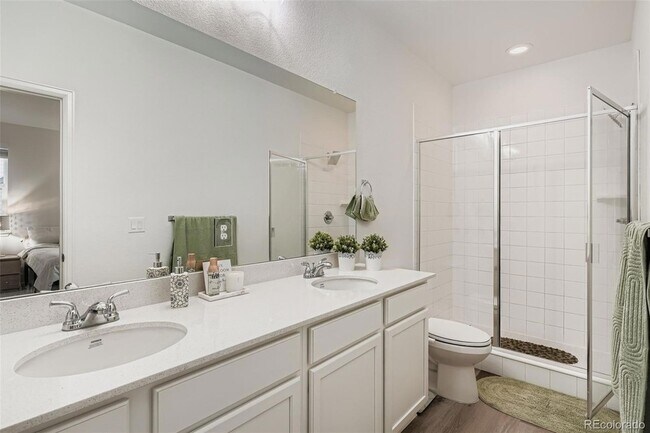 Building Photo - 8867 Snake River St