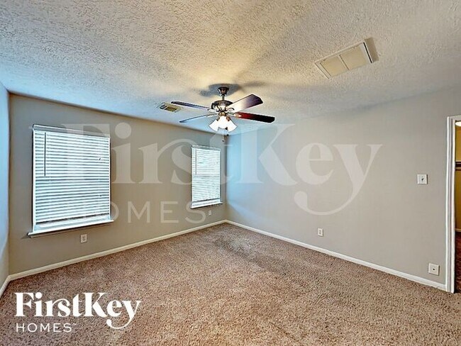 Building Photo - 3510 Fuller Bluff Dr