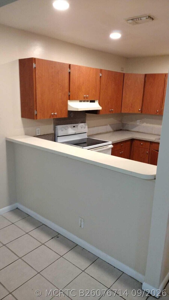 Building Photo - 4781 Sunny Palm Cir