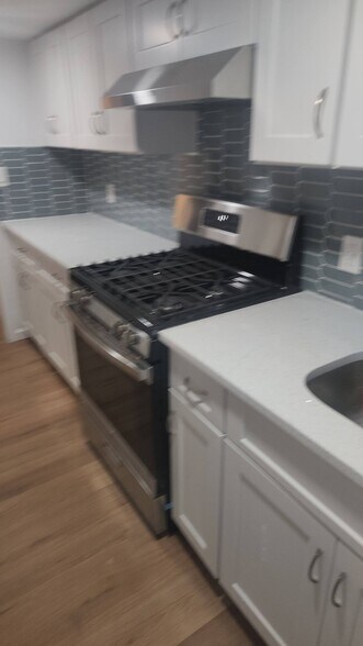 Building Photo - 441 Meacham Ave