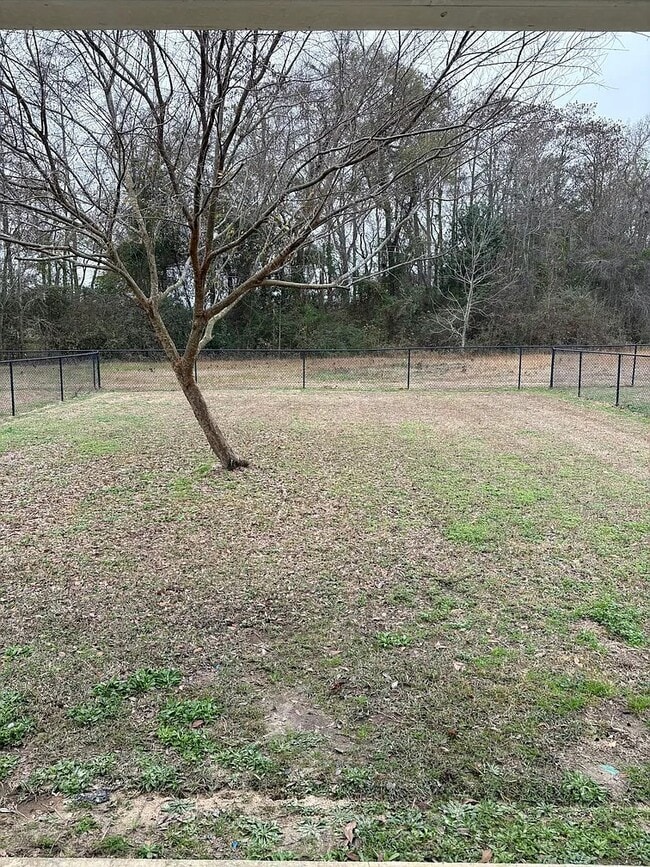 Building Photo - 2328 Middleton Rd