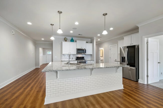 Building Photo - 2070 Hatteras Way