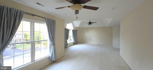 Building Photo - 1117 Aquia Dr