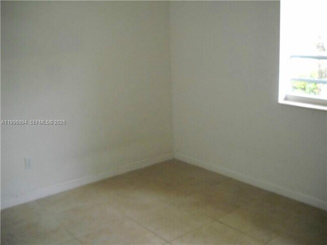 Building Photo - 1040-1092 92nd St