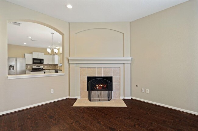 Building Photo - 7723 Butler Lakes Ct