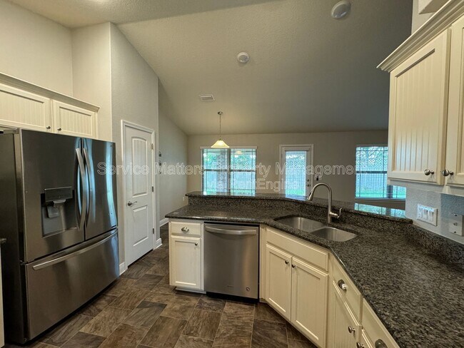 Building Photo - 4622 Belvedere Circle