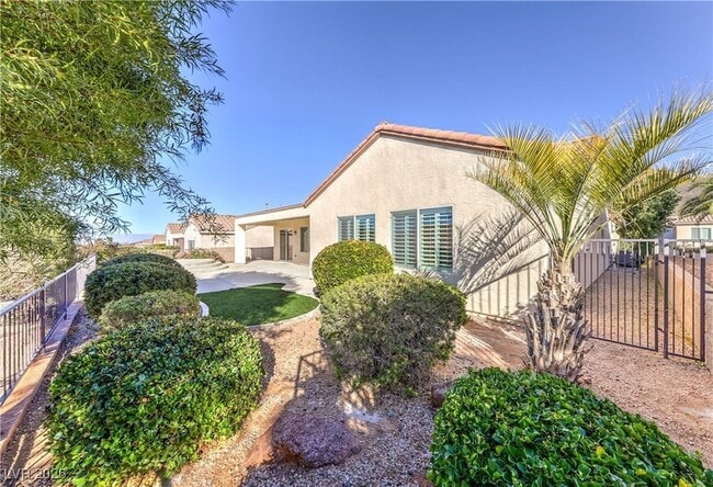 Building Photo - 2219 Bannerwood St