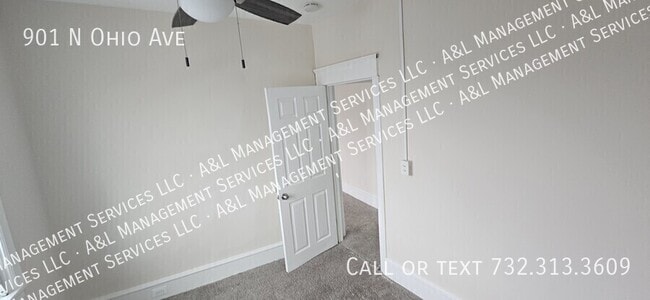 Building Photo - 901 N Ohio Ave