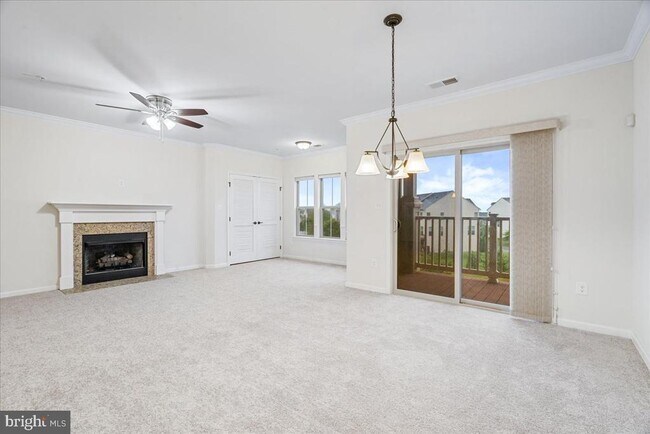 Building Photo - 6501 Walcott Ln