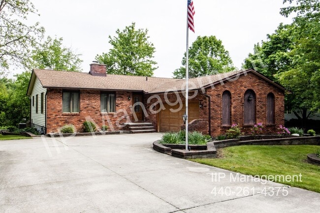 Primary Photo - 10247 Danvers Dr