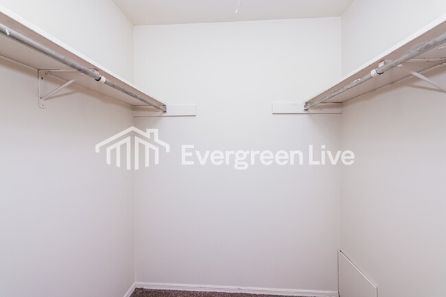 Building Photo - Coming Soon!