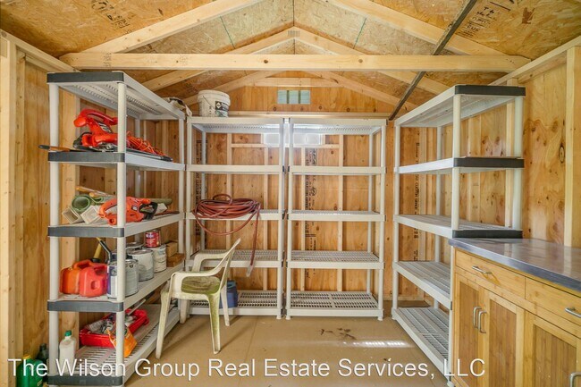 Building Photo - 3 br, 2 bath House - 153 Spring Valley Road