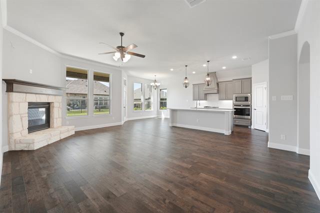 Building Photo - 1038 Mickelson Dr