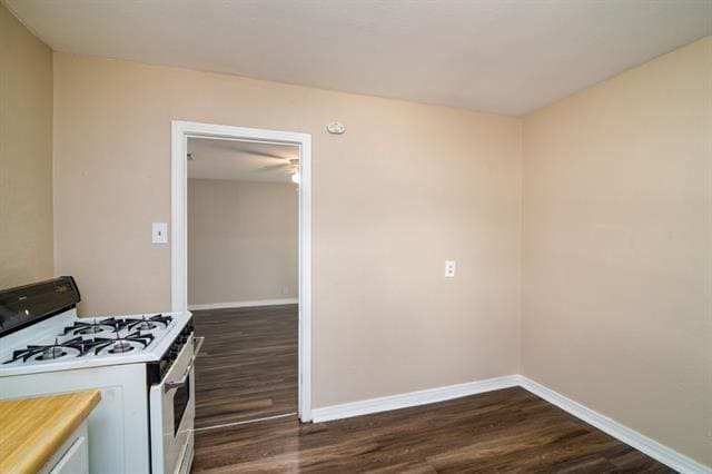 Building Photo - 6161 Brocks Ln