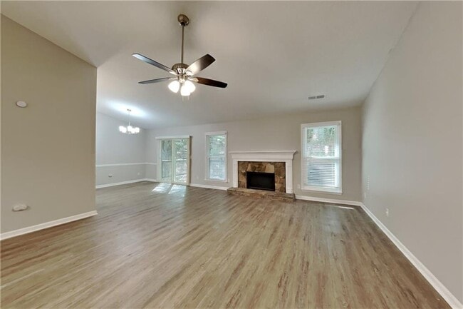 Building Photo - 3883 Nowlin Rd