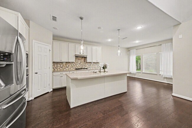 Building Photo - 30631 Morning Dove Dr