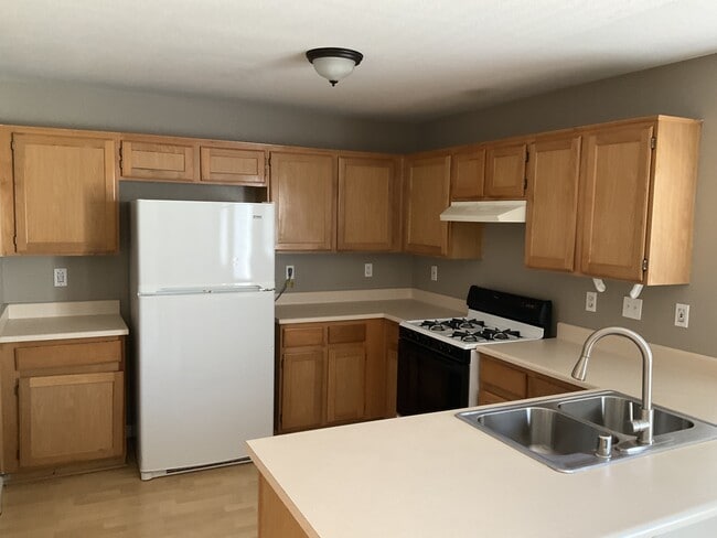 Building Photo - 9539 Palini Ct