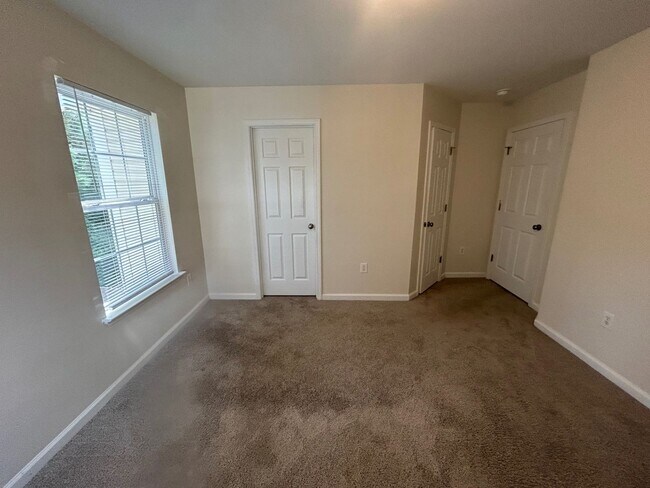 Building Photo - 168 Canal Pl Cir