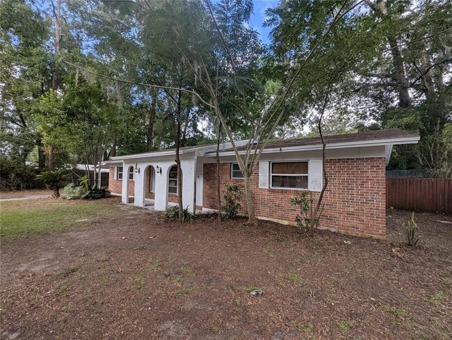 Building Photo - 1714 NW 38th St