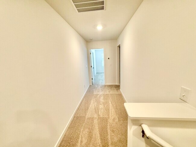 Building Photo - 4 br 3.5 ba NEW CONSTRUCTION in China Grove!