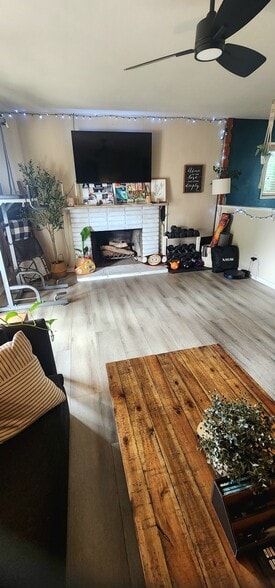 Livingroom - 1393 Coventry Ave