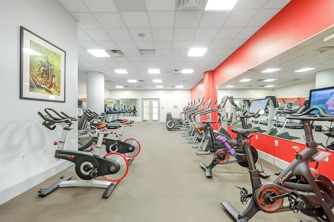 Building Photo - 50 Dey St