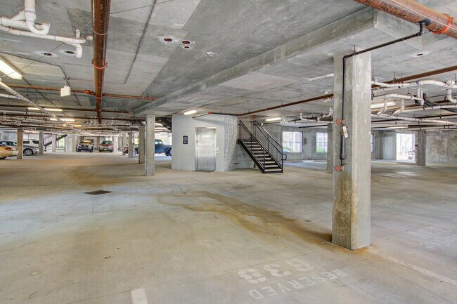 Building Photo - 1755 Central Park Rd