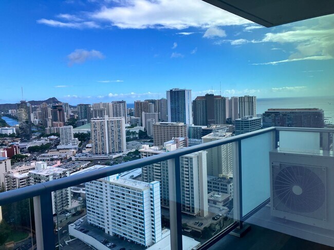 Building Photo - The Park @ Keeaumoku $5,000- 37th Floor, C...