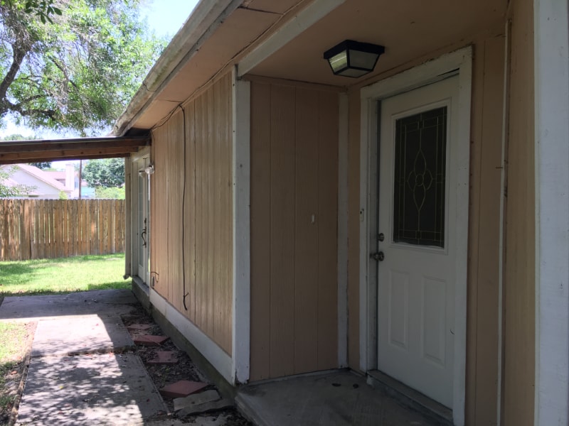 Building Photo - 12704 Hollandale Dr