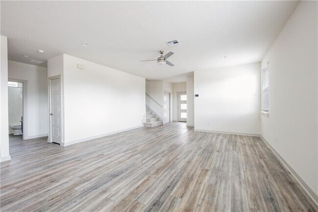 Building Photo - 101 Parryi Cove