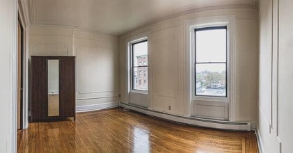 Building Photo - 209 Washington St