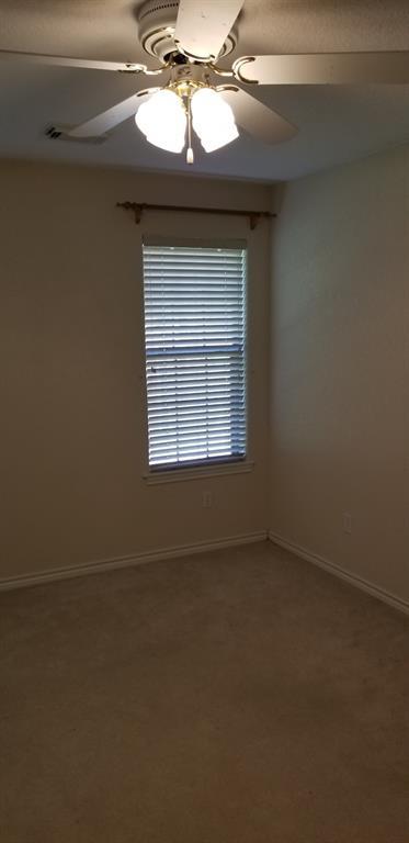 Building Photo - 105 Autumn Cove