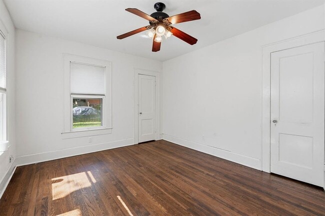 Building Photo - 804 Rutherford Pl