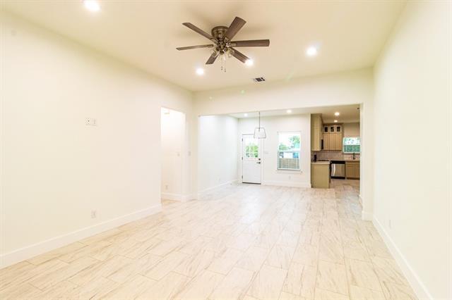 Building Photo - 536 Highview Ct