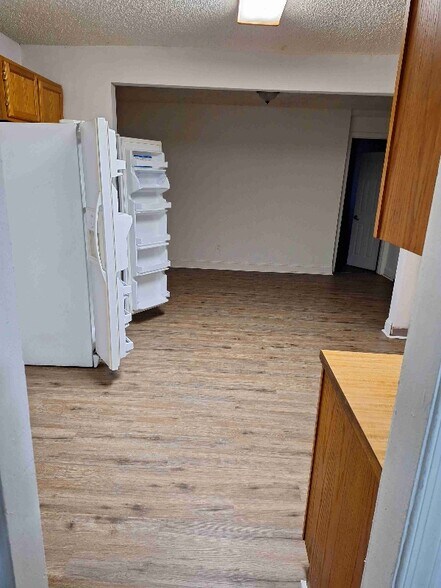 Building Photo - 2531 Vincent Ave