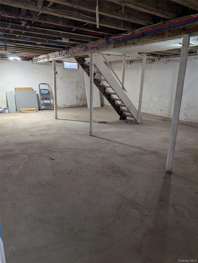 Building Photo - 22 Murray Rd