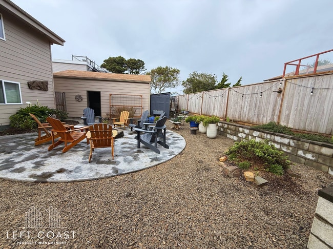 Building Photo - 480 Alsea Ave