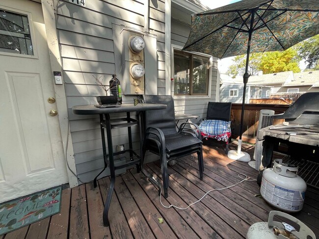 Building Photo - Great Duplex Unit Near Downtown Loveland