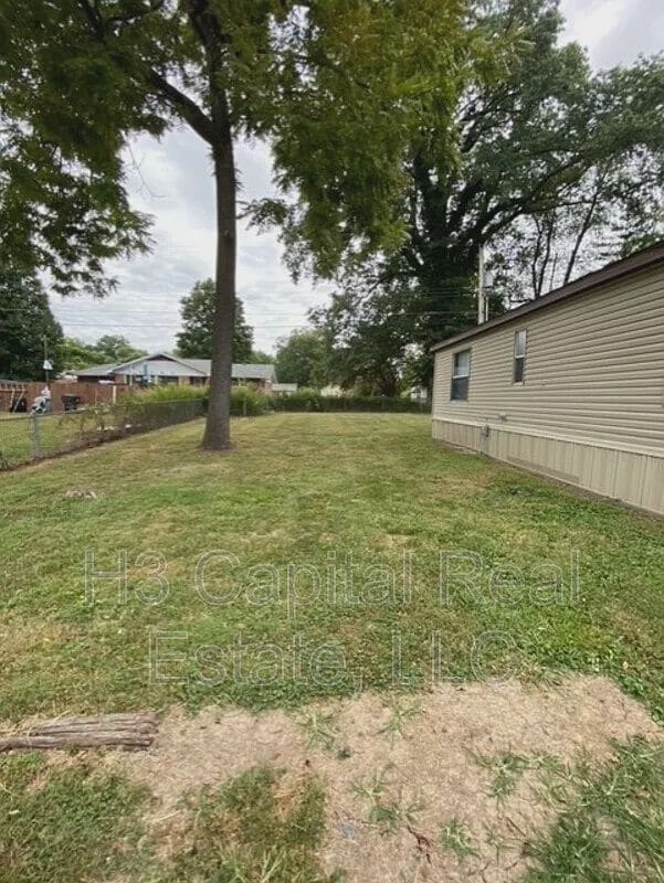 Building Photo - 1924 Page Ave