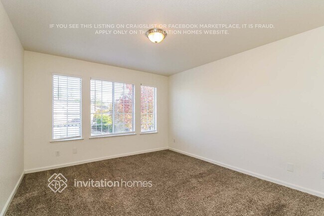 Building Photo - 6102 Cameo Dr