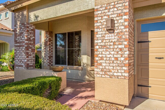 Building Photo - 14440 W Redfield Rd