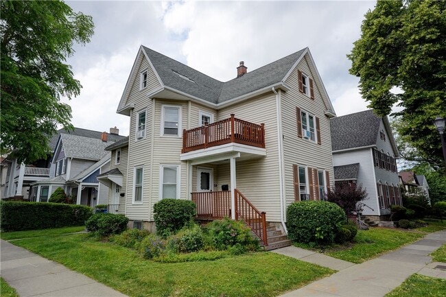 Primary Photo - 1226 Park Ave
