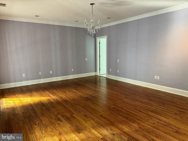 Building Photo - 10856 Patowmack Dr