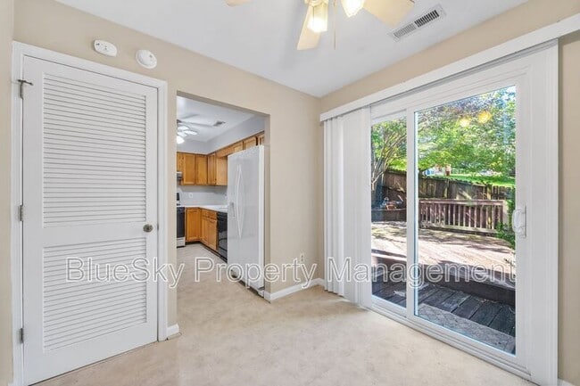 Building Photo - 439 Wynridge Dr