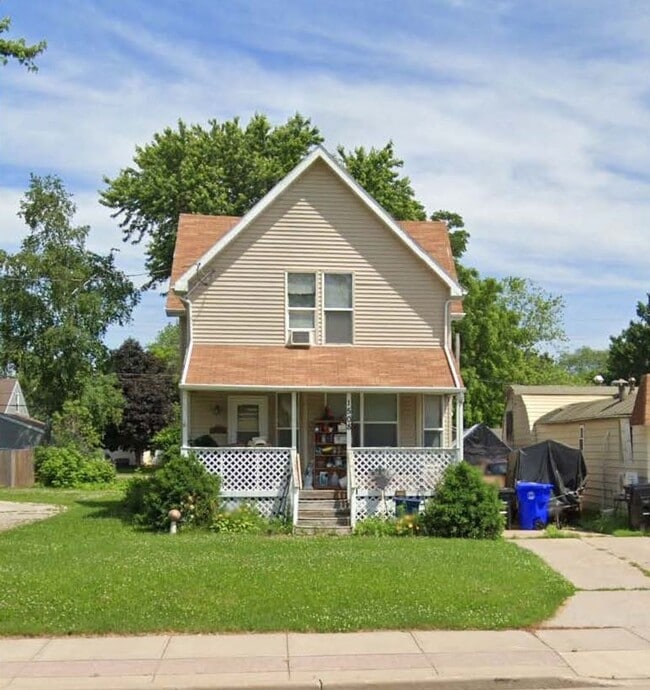 Building Photo - 3 Bed 2 Bath 1600+ sq ft Home for Rent - Appleton